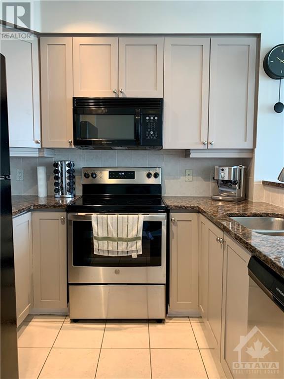 570 LAURIER AVENUE W UNIT#1602, #1602