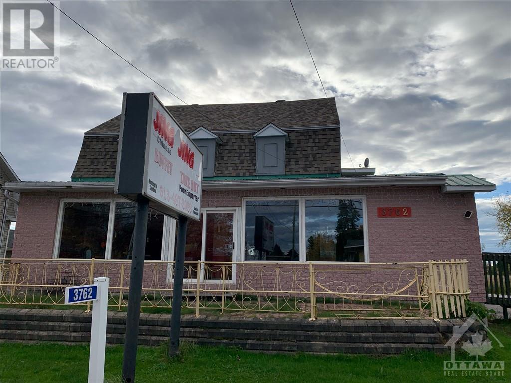 3762 CHAMPLAIN ROAD