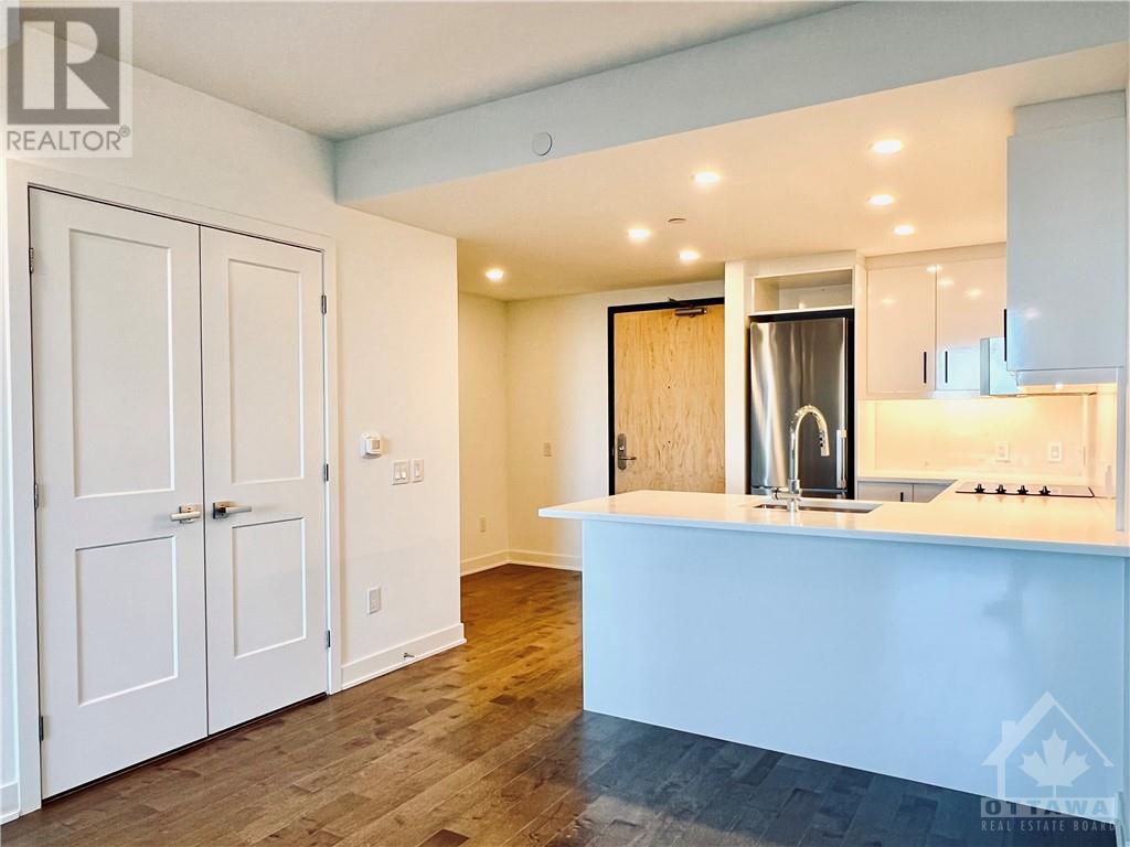 340 QUEEN STREET UNIT#1504, #1504