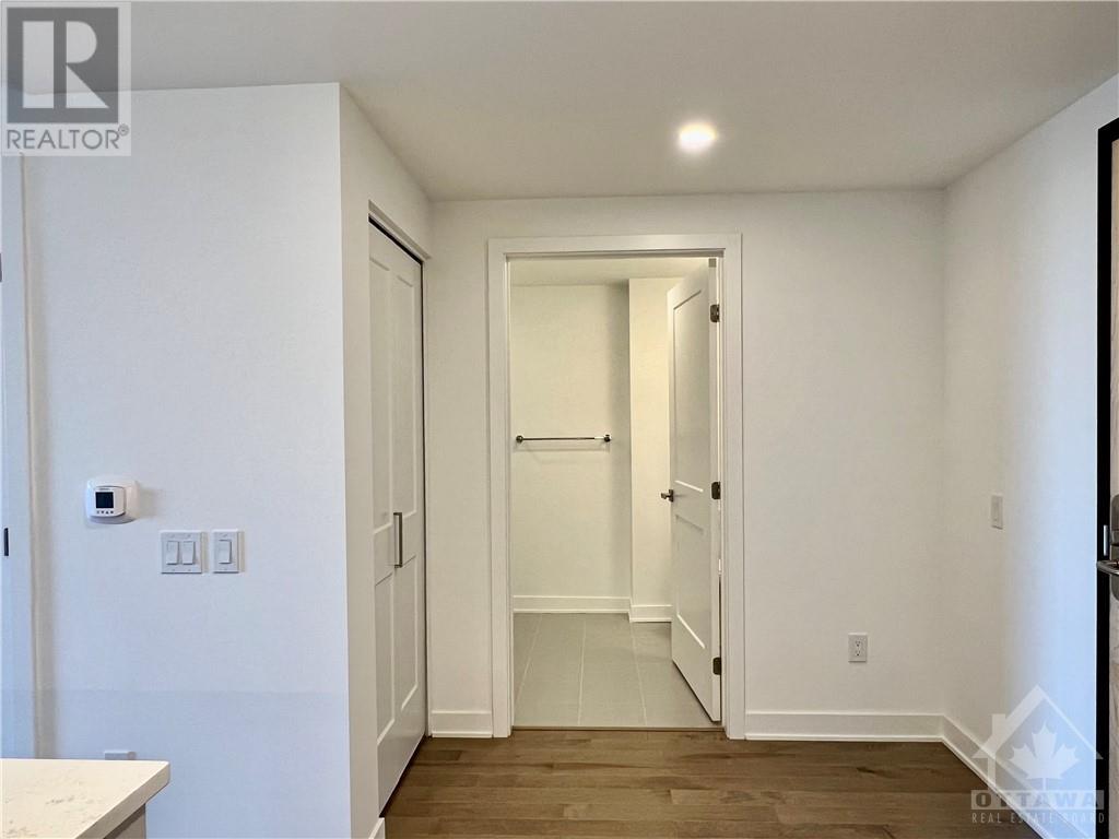 340 QUEEN STREET UNIT#1504, #1504