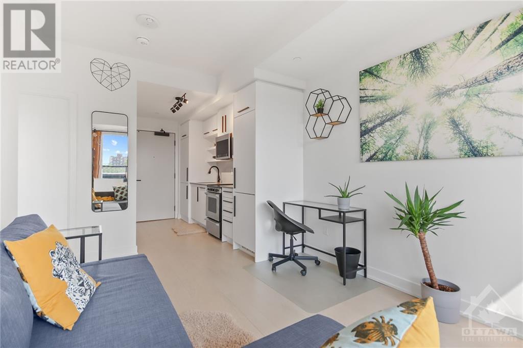 560 RIDEAU STREET UNIT#423, #423