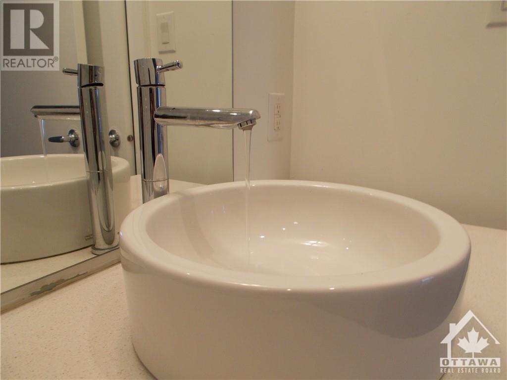 101 RICHMOND ROAD UNIT#612, #612