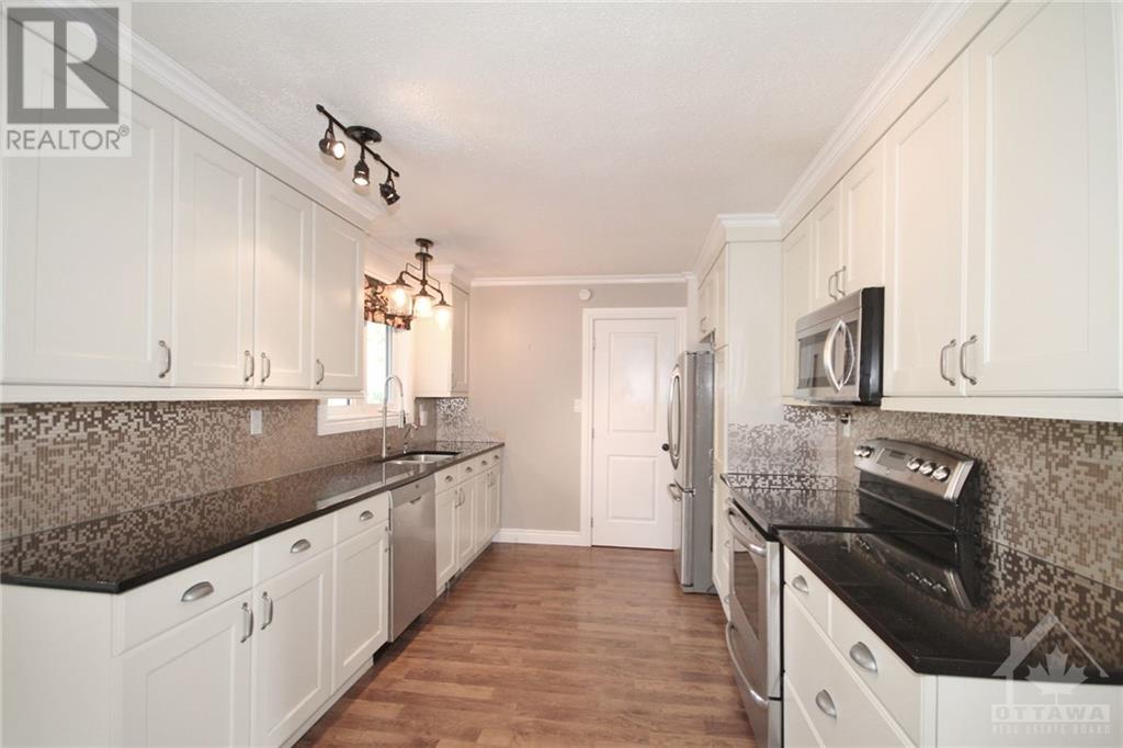 2407 FAIRMILE ROAD