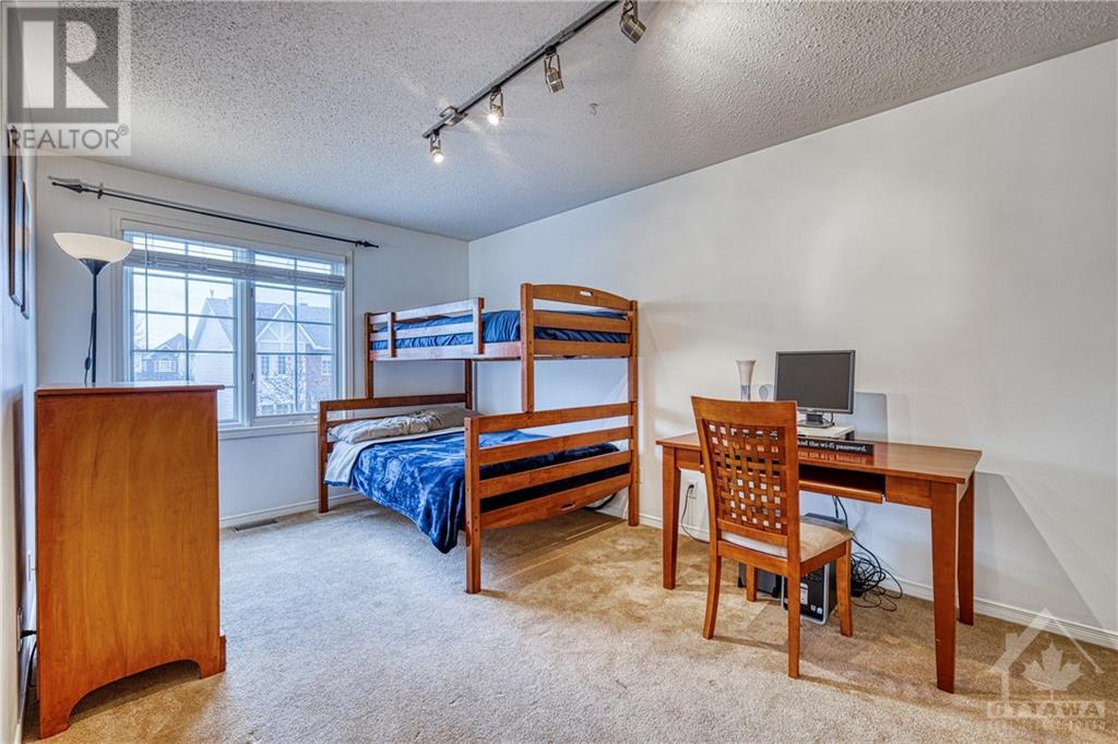 44 SUMMERWIND CRESCENT