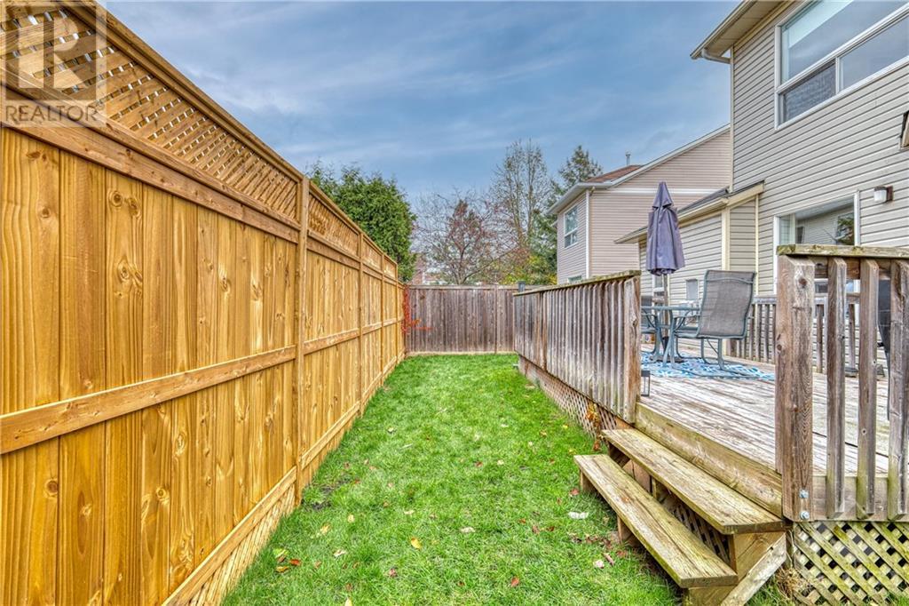 44 SUMMERWIND CRESCENT