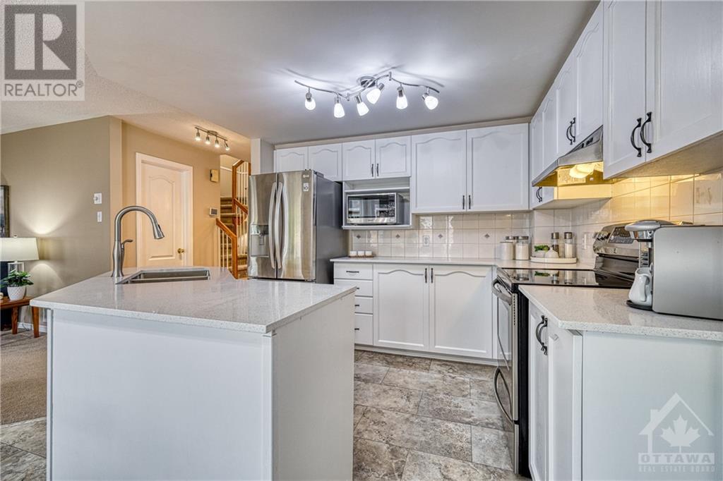 44 SUMMERWIND CRESCENT