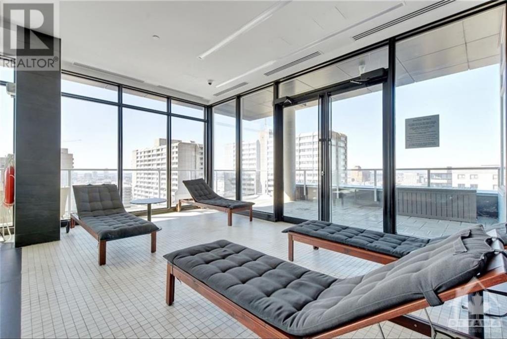 255 BAY STREET UNIT#1402, #1402