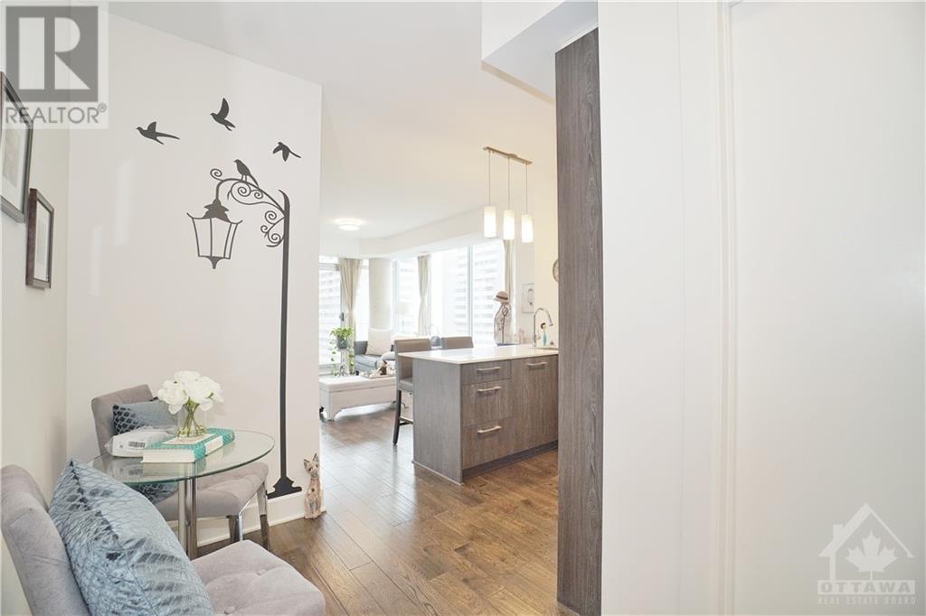 255 BAY STREET UNIT#1402, #1402