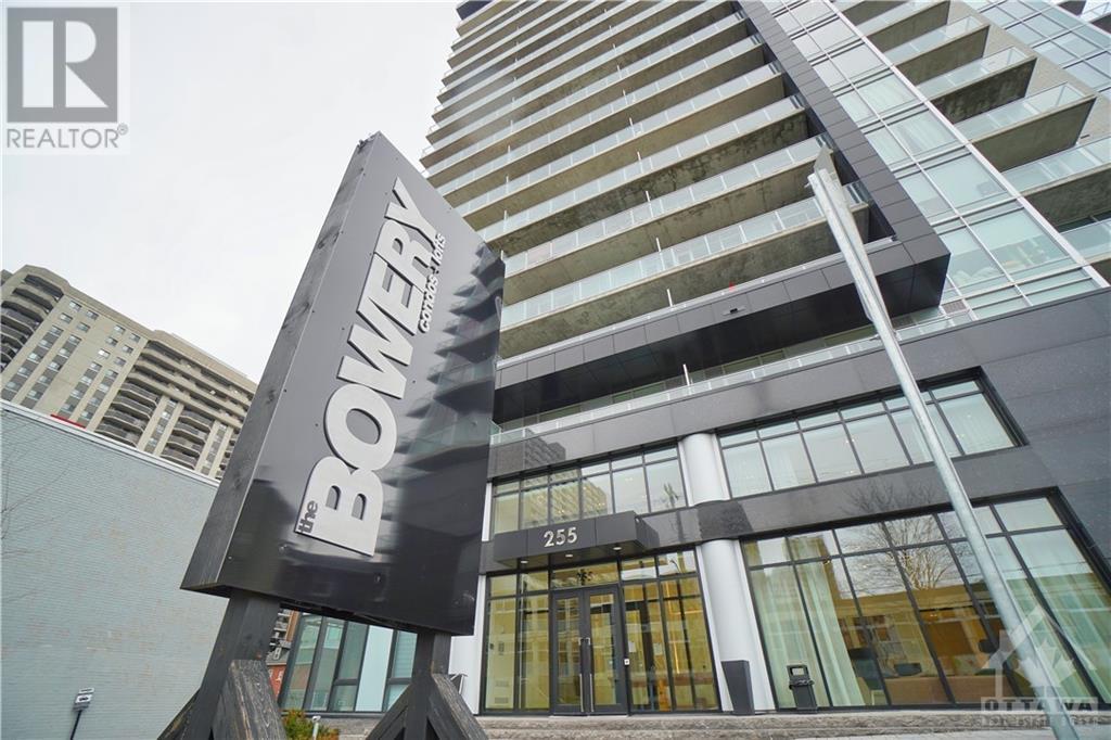 255 BAY STREET UNIT#1402, #1402