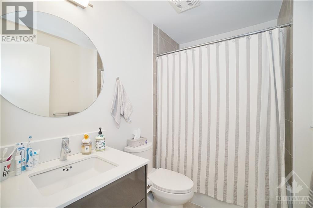 255 BAY STREET UNIT#1402, #1402
