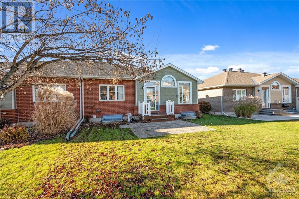 4206 GREEN GABLES LANE