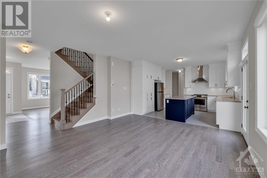 807 MERCIER CRESCENT