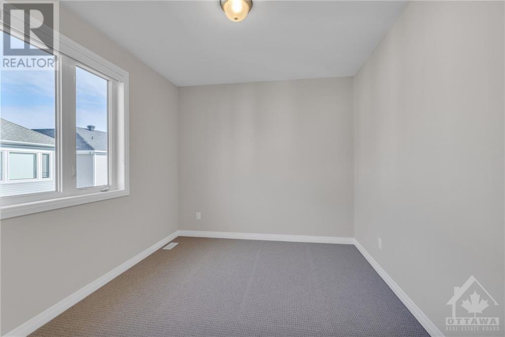 807 MERCIER CRESCENT