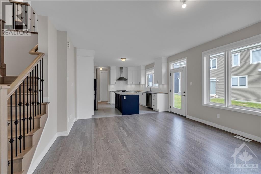 807 MERCIER CRESCENT