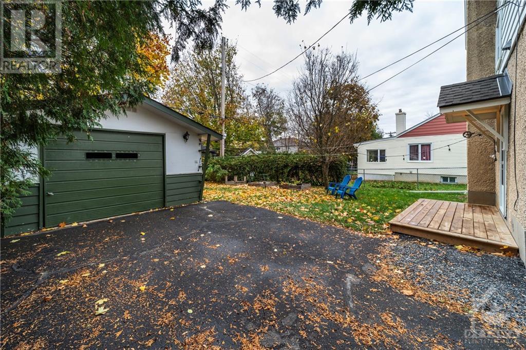 402 REGIS AVENUE