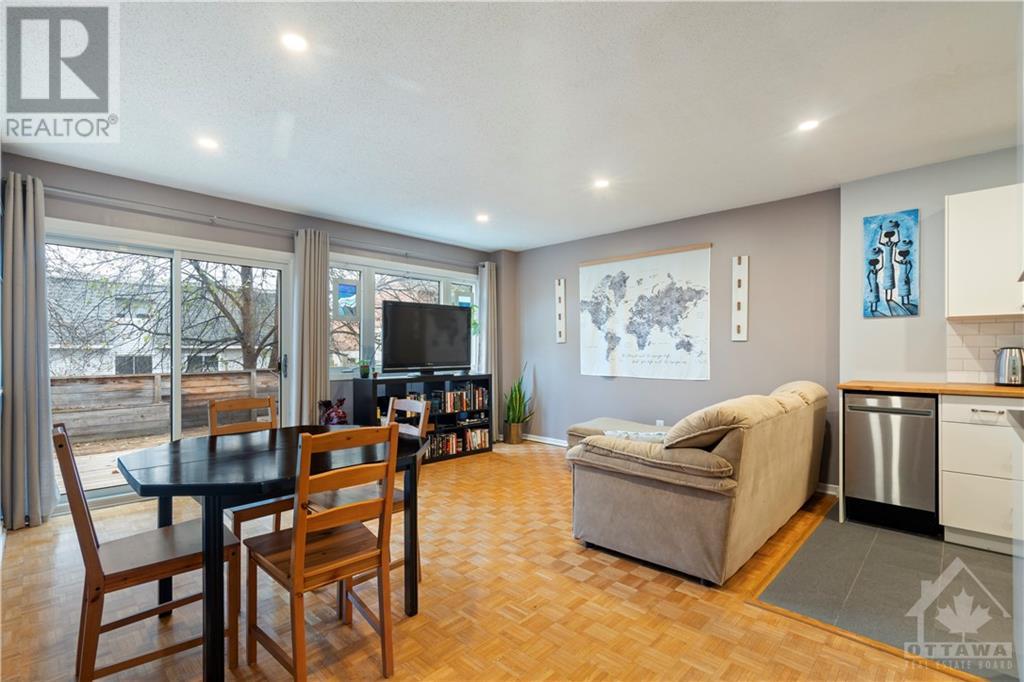 31 TYBALT CRESCENT