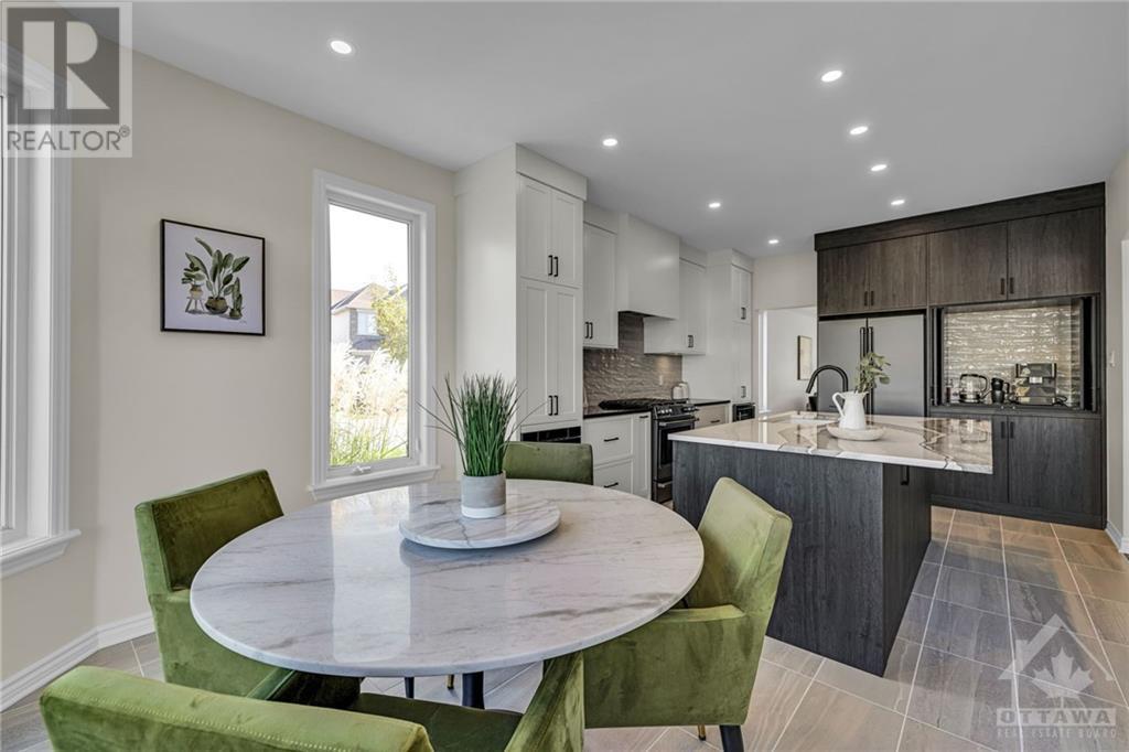 900 WILDCARROT CRESCENT