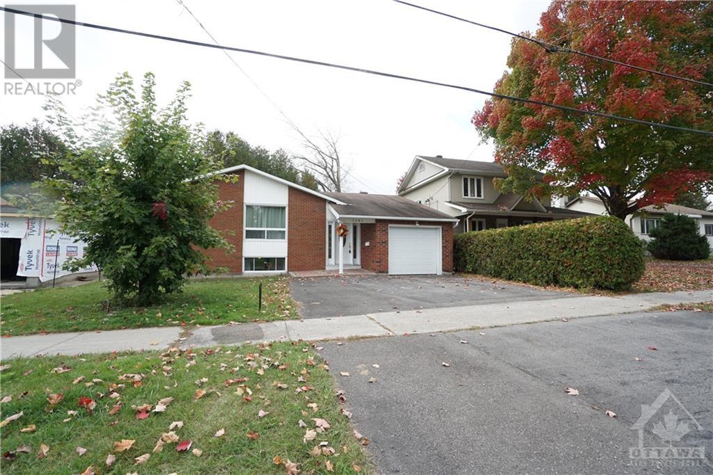 2561 CLEROUX CRESCENT