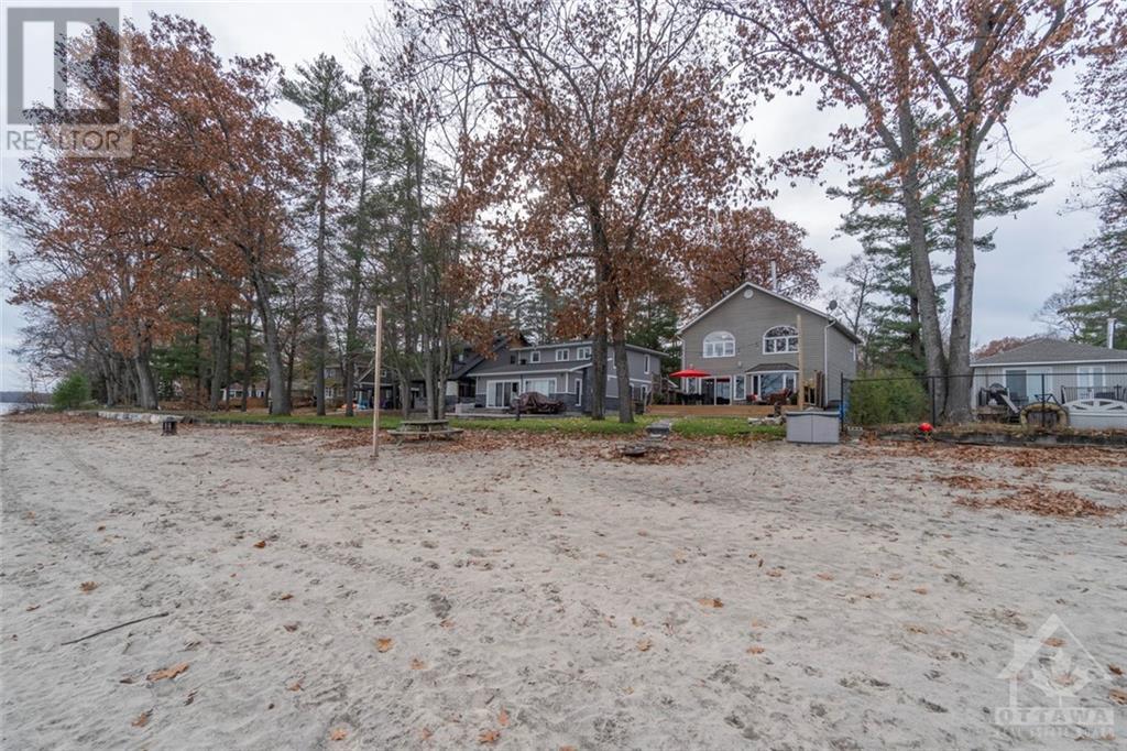 138 BAYVIEW DRIVE