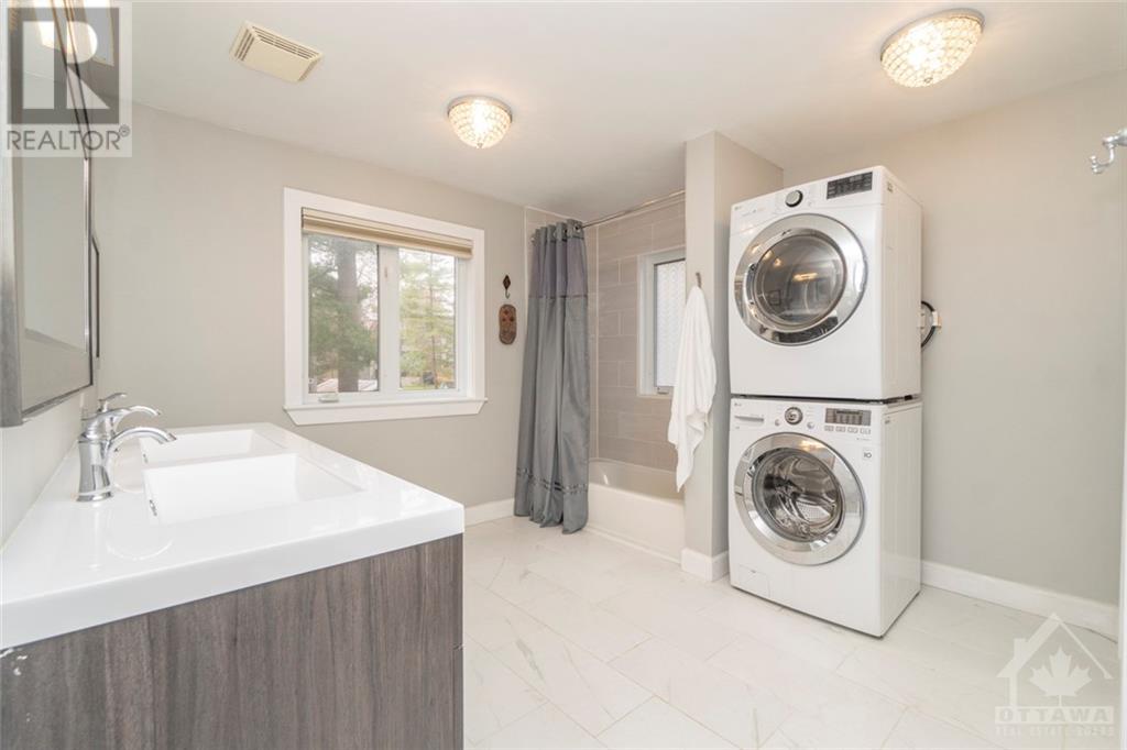 138 BAYVIEW DRIVE