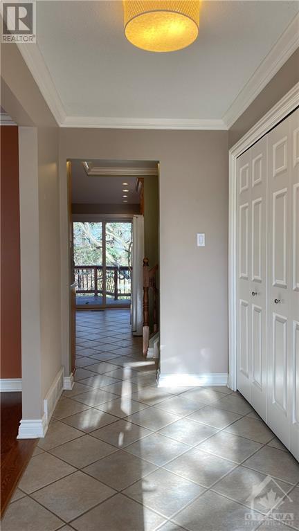 7 BRODEUR CRESCENT