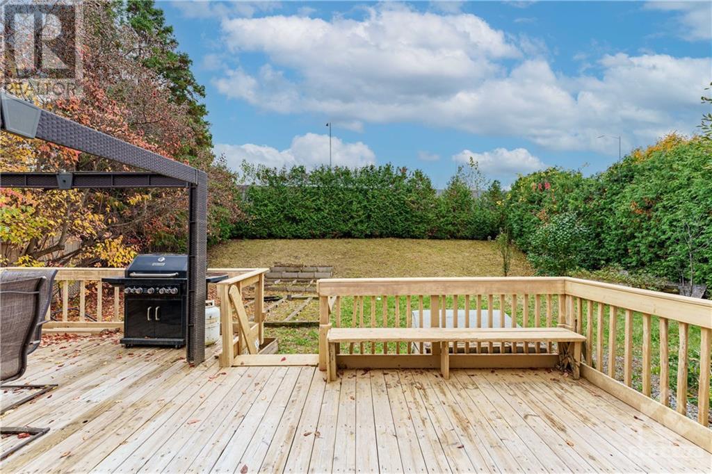 6116 VINEYARD DRIVE
