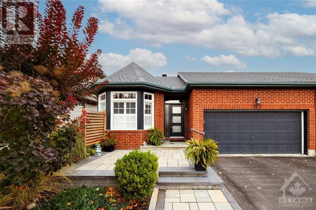 322 WISTERIA CRESCENT