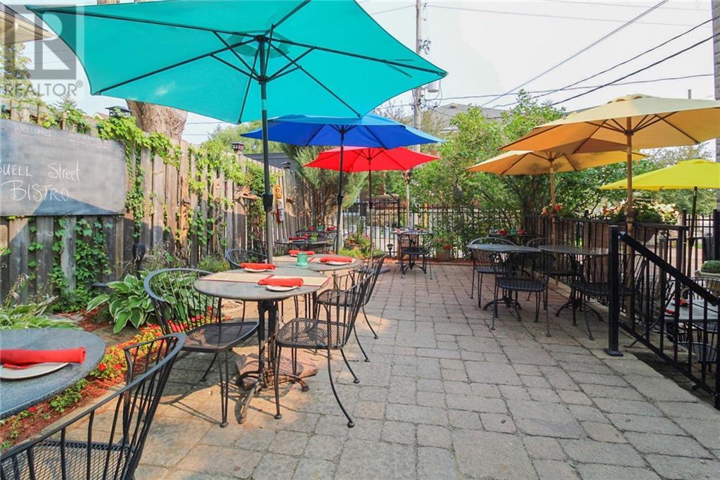 25-27 BUELL STREET