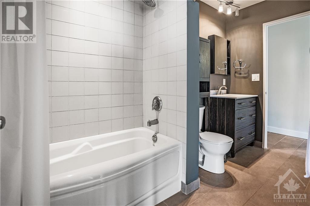 179 GEORGE STREET UNIT#1201, #1201