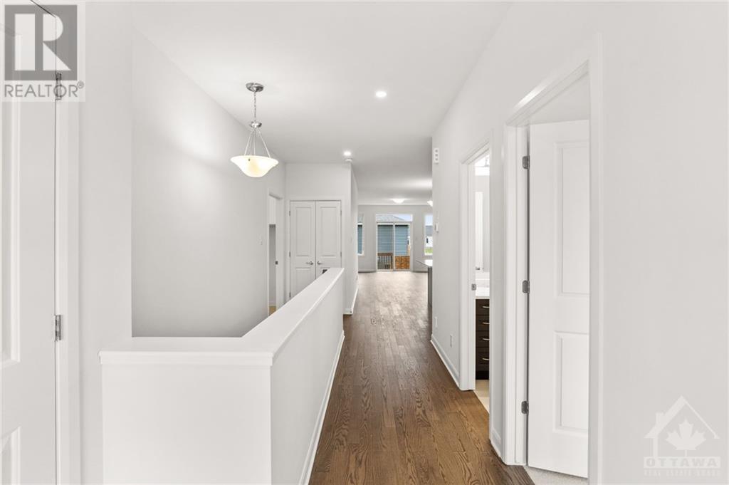 816 COMPANION CRESCENT