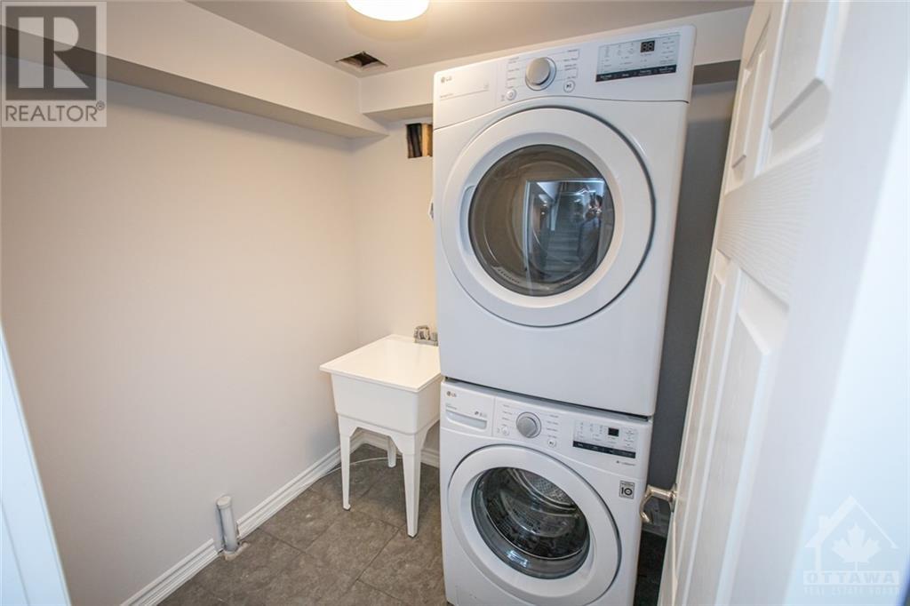 283 ZENITH PRIVATE