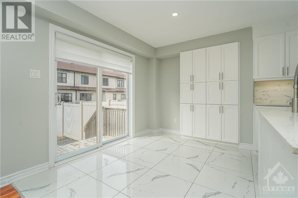 237 LEAMINGTON WAY