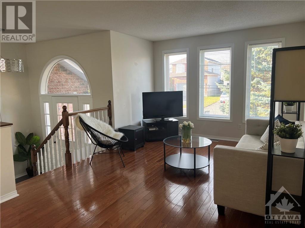 70 STONEPATH CRESCENT