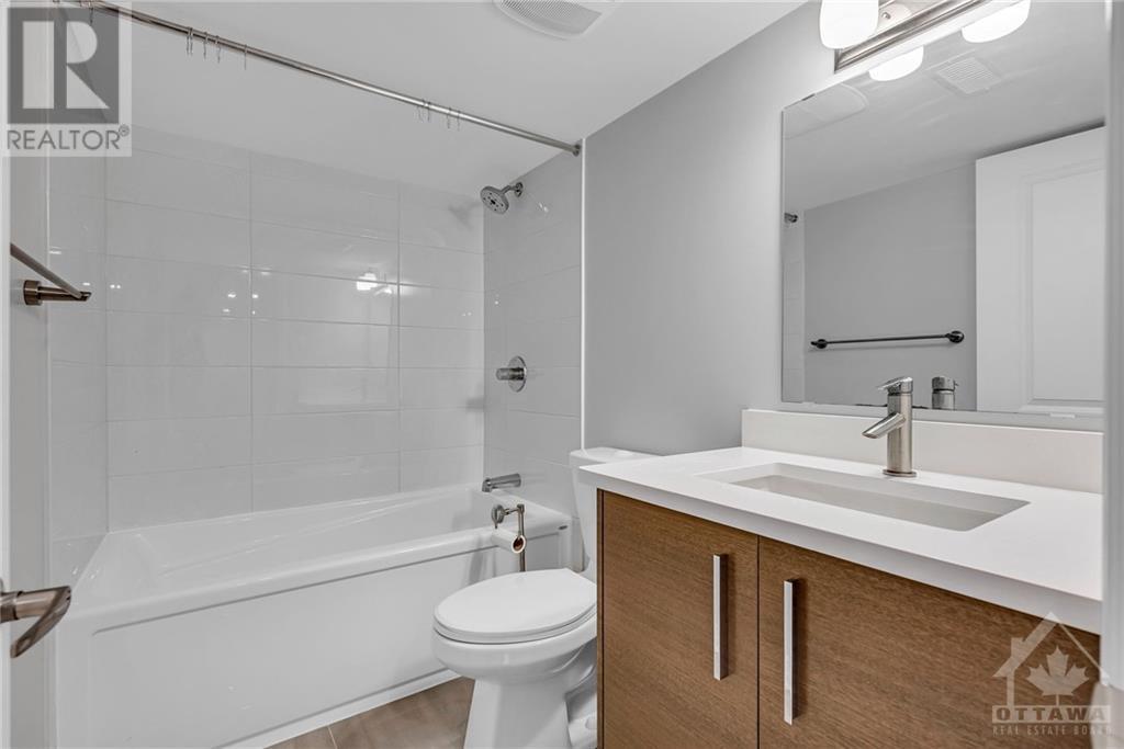 111 AVRO CIRCLE