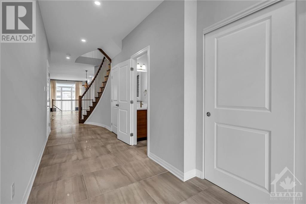 111 AVRO CIRCLE
