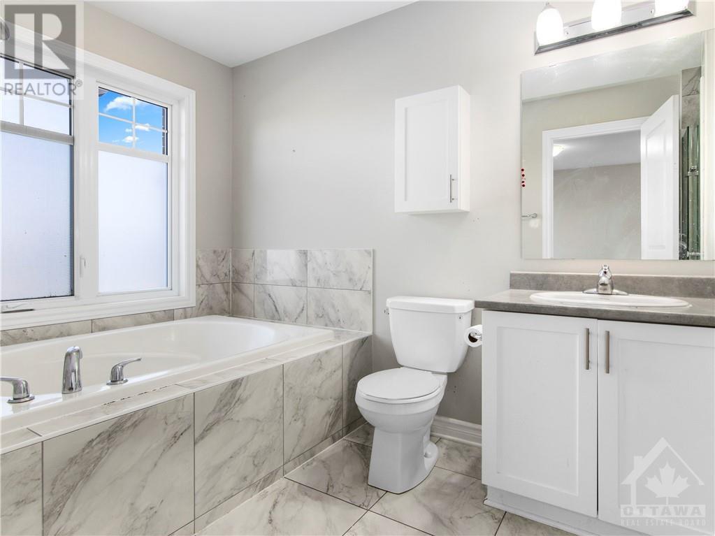 4370 KELLY FARM DRIVE