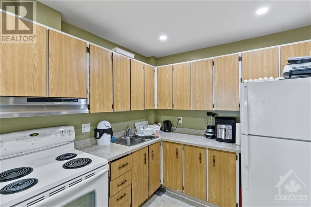 3415 UPLANDS DRIVE UNIT#93, #93