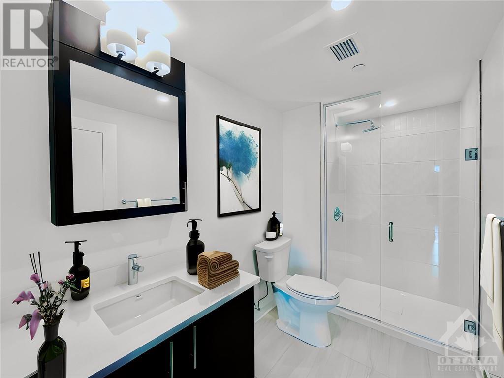 340 QUEEN STREET UNIT#1711, #1711