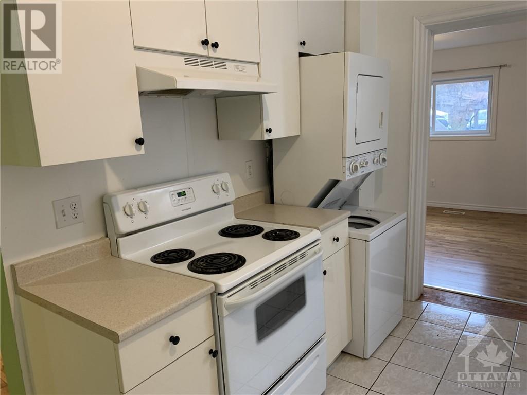 519 LYON STREET N UNIT#1, #1