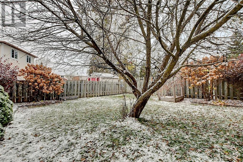 352 PICKFORD DRIVE