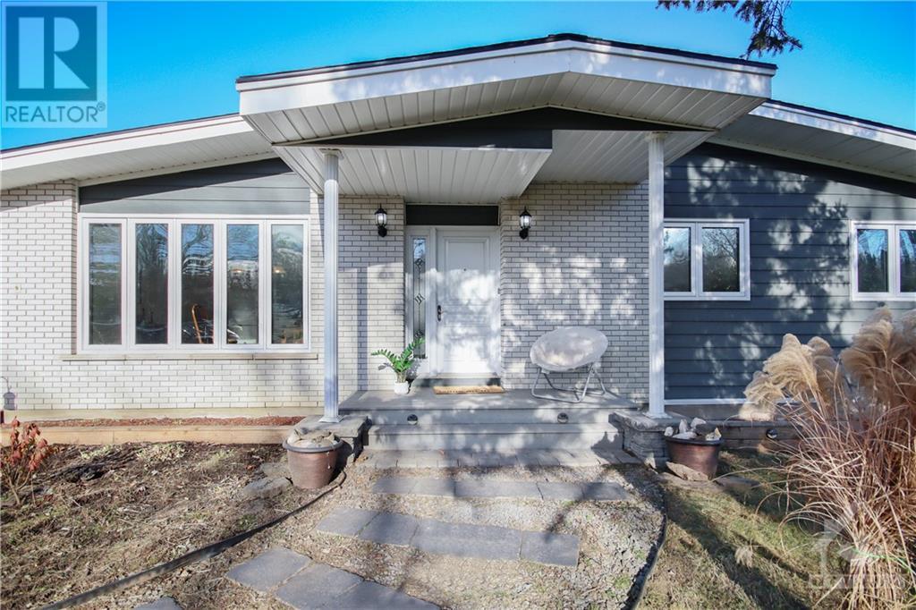 955 KEVIN CRESCENT