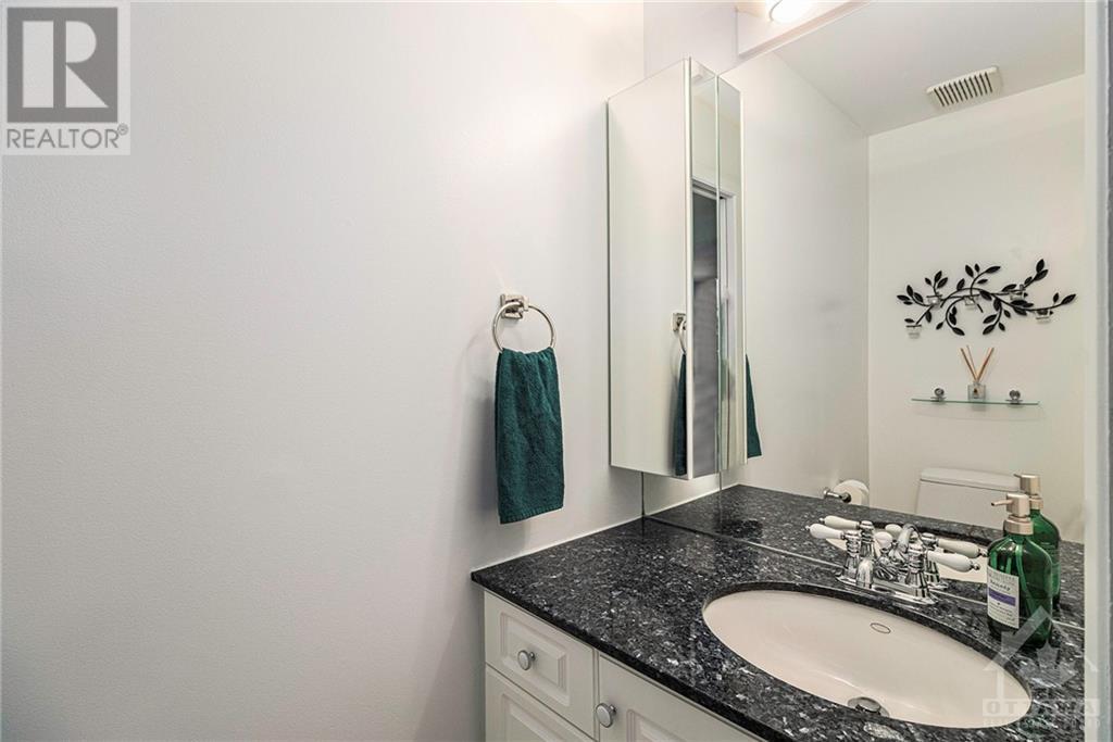 1706 LAMOUREUX DRIVE UNIT#A, #A