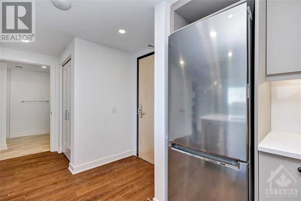 340 QUEEN STREET UNIT#1809, #1809