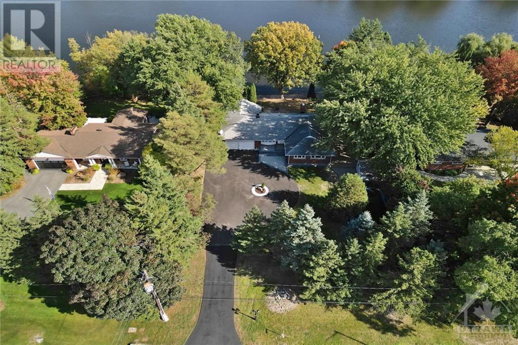 3027 PRINCE OF WALES DRIVE