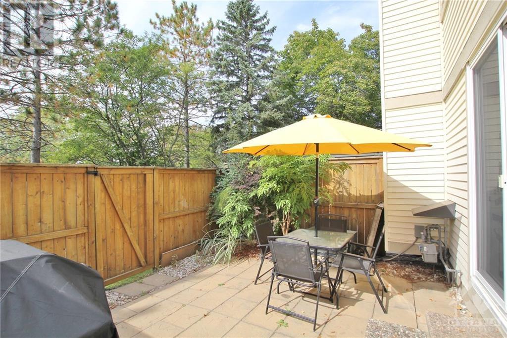 445 CANOTIA PLACE