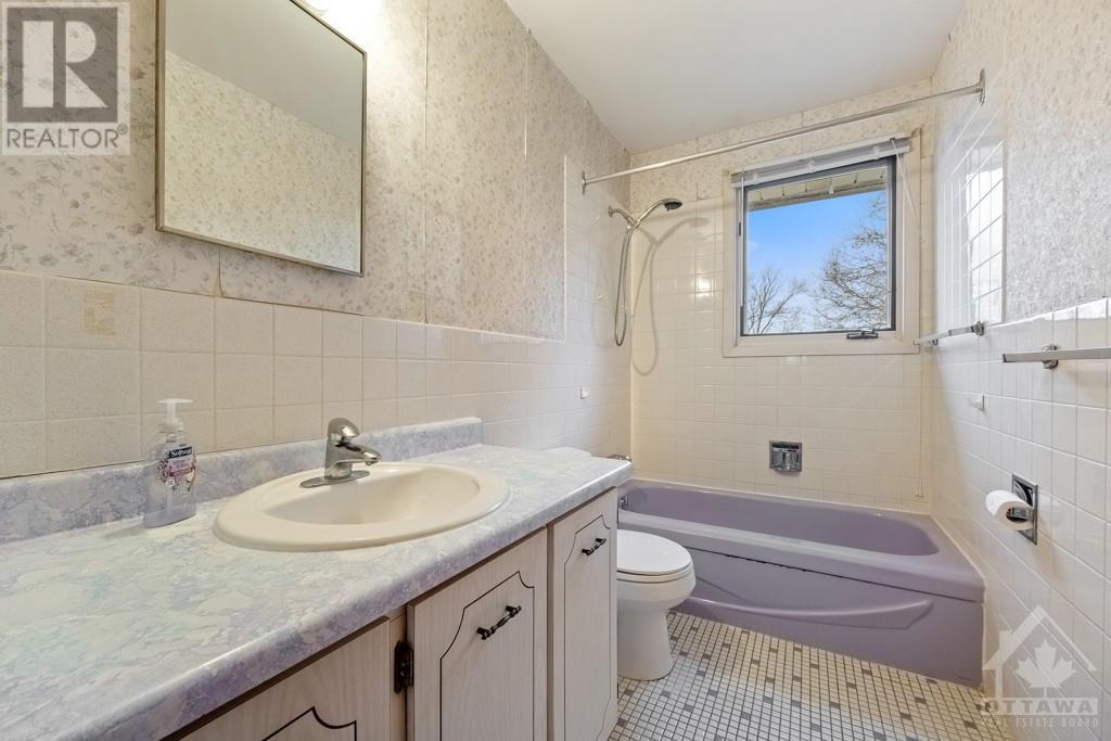 3105 DIAMONDVIEW ROAD