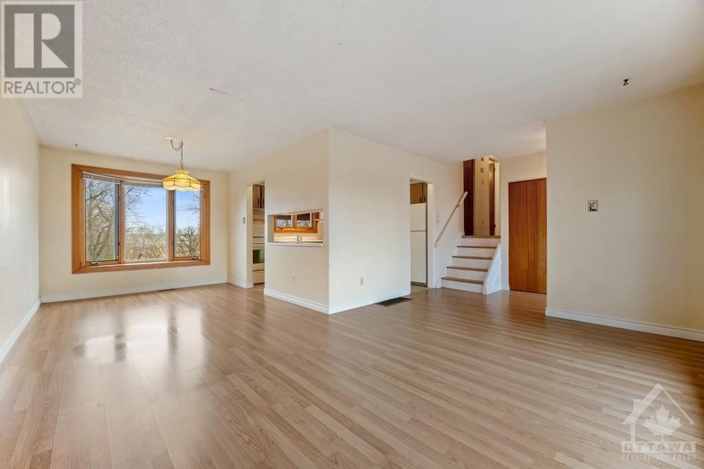3105 DIAMONDVIEW ROAD