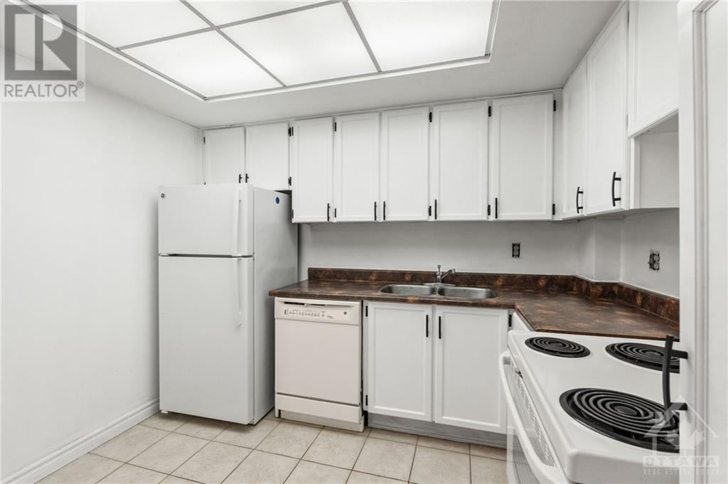 500 LAURIER AVENUE W UNIT#303, #303