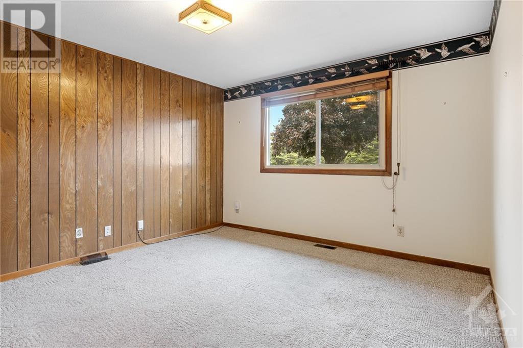 89 MCCLELLAN ROAD