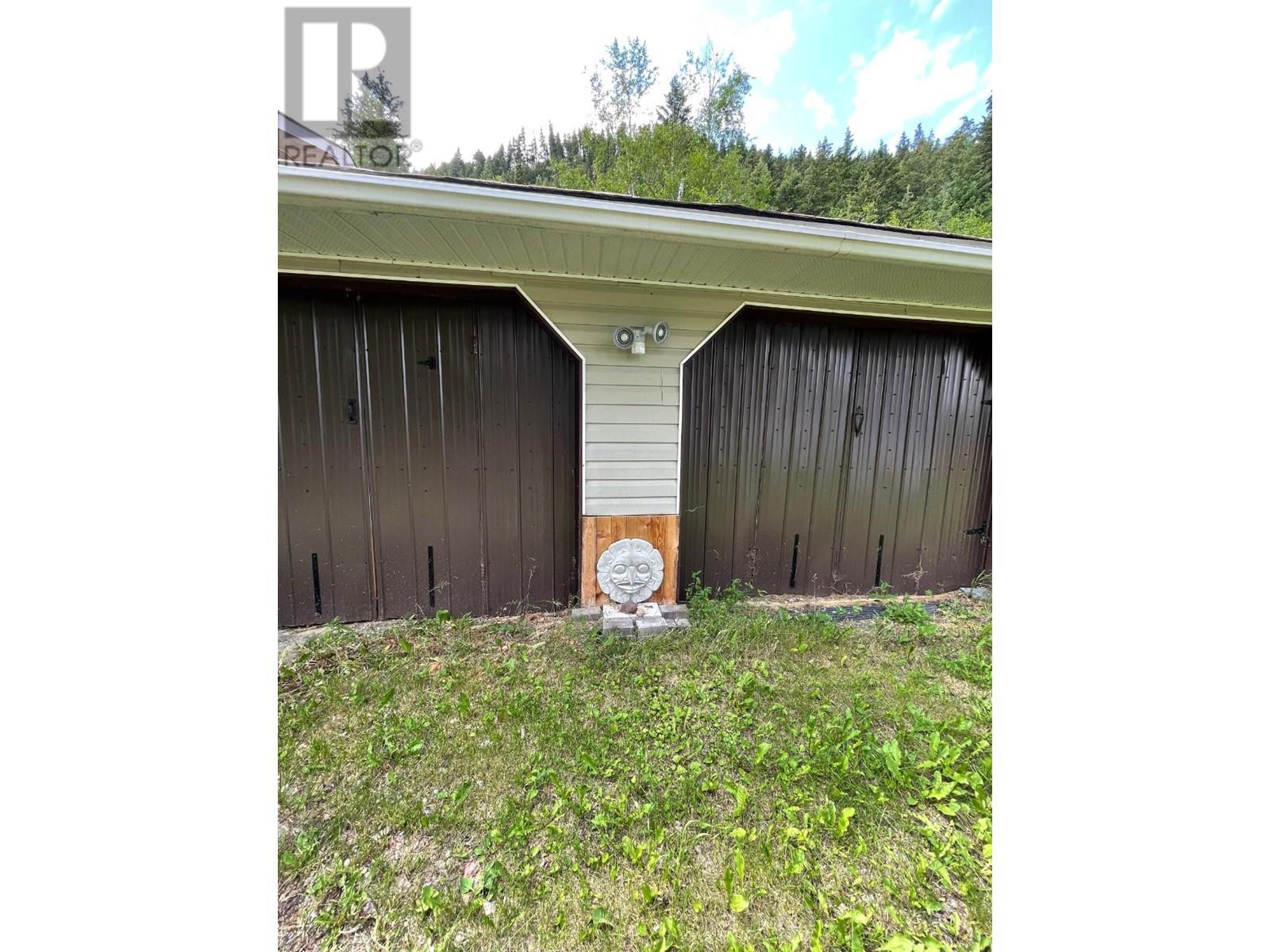 Listing 168802 - Large Photo # 38